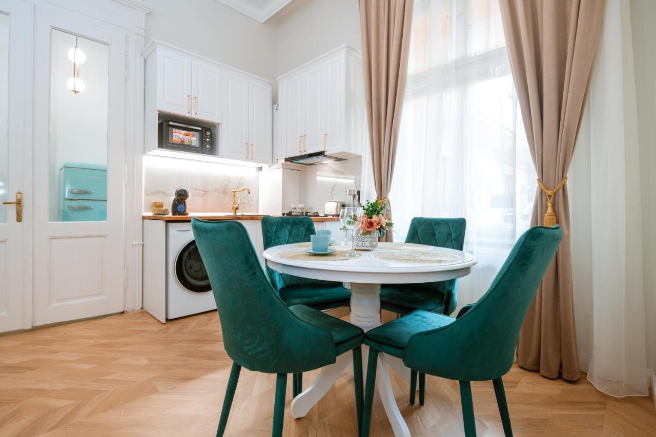 Apartament De Lux Central, P-Ta Matei Corvin Клуж-Напока Экстерьер фото
